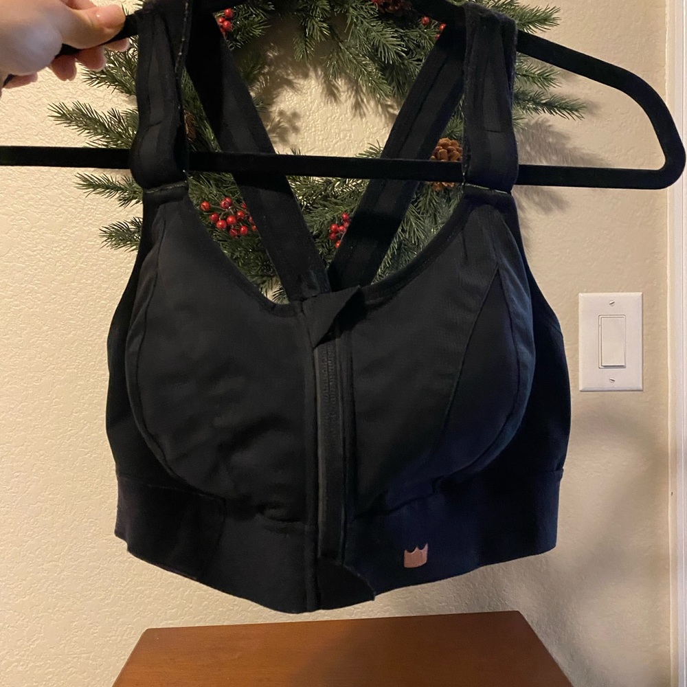 SheFit High Impact Sports Bra